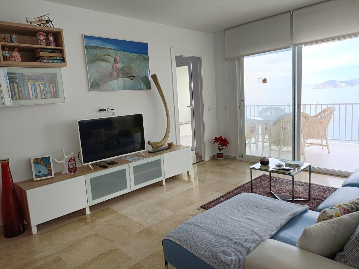 Portofino Flying Whale Apartment Бенидорм Екстериор снимка
