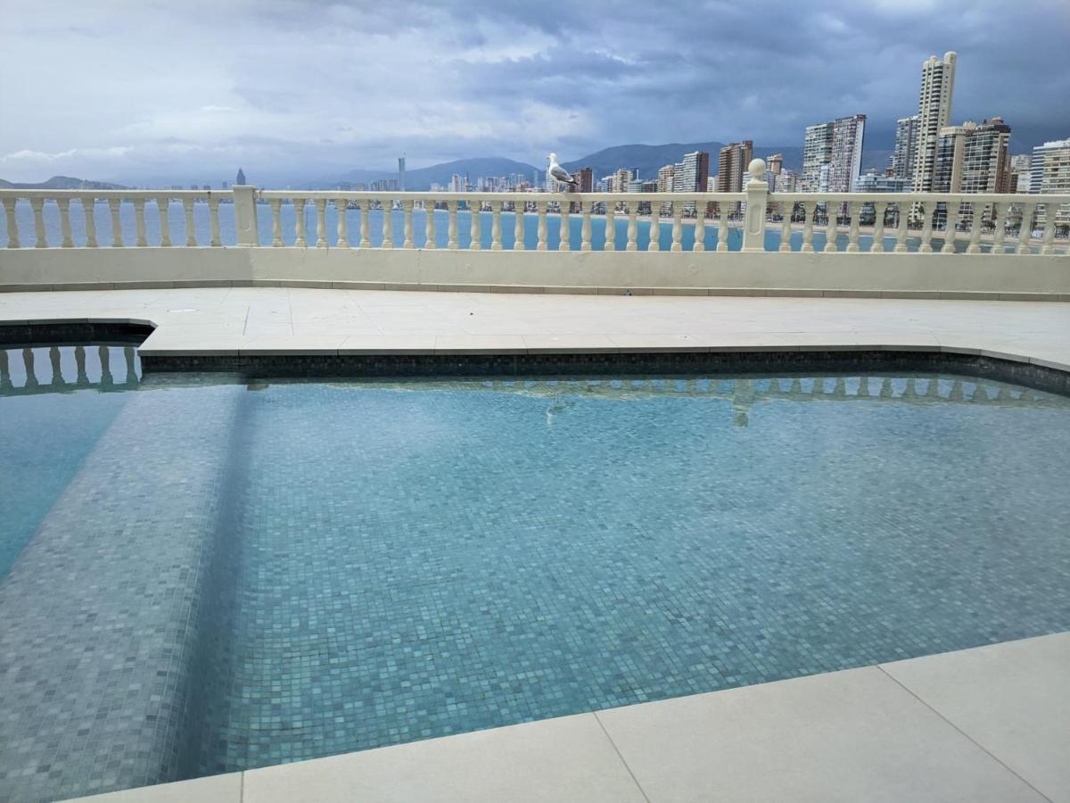 Portofino Flying Whale Apartment Бенидорм Екстериор снимка